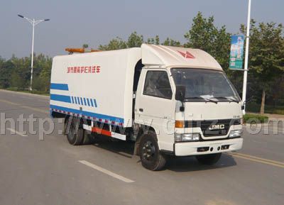 江鈴護欄清洗車