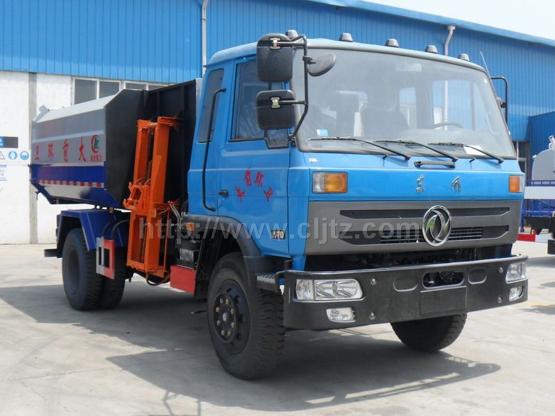東風145掛桶垃圾車