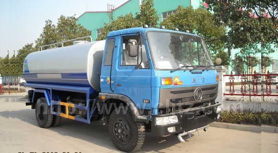 東風145多功能灑水車